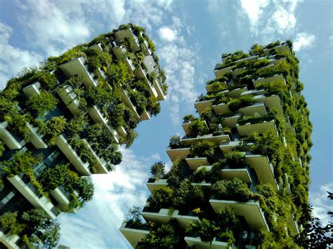 bosco verticale planting